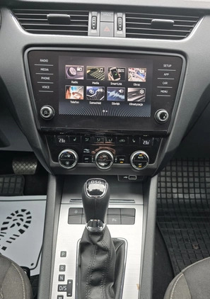 Skoda Octavia cena 63900 przebieg: 118614, rok produkcji 2018 z Siemianowice Śląskie małe 154